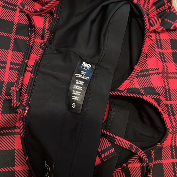 Beach Riot Active Set - Picture 6 of 7